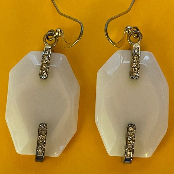 Cream Color Gemstone, Crystals on Wire Earrings - Picture 1 of 2